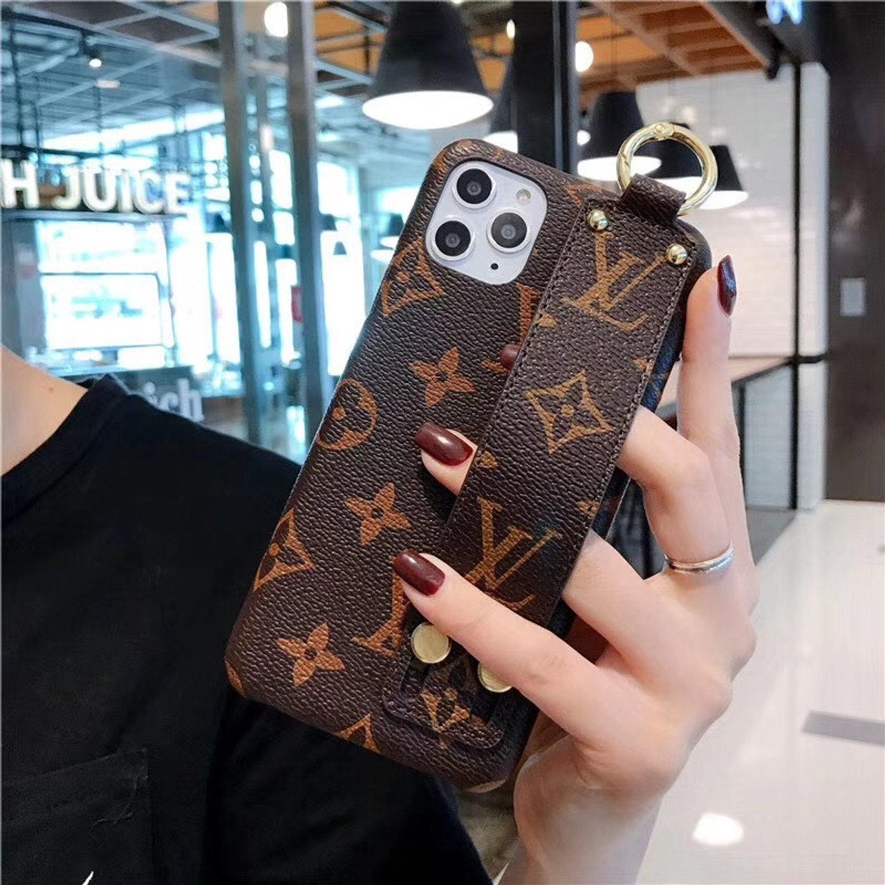 LV Lux Holder